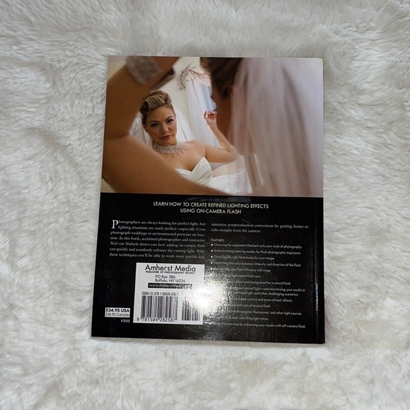Book my Neil van Neikerk on camera flash, techniques for digital wedding … - Picture 3 of 4